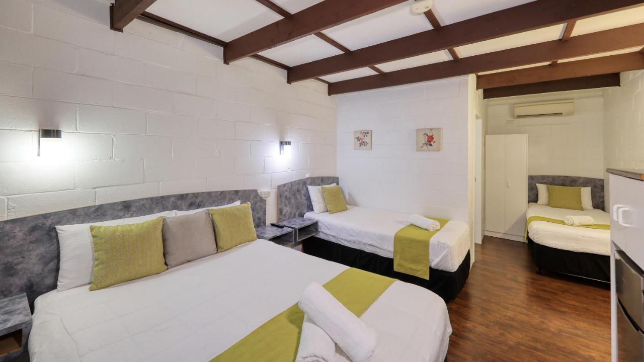 Azalea Motel Coonabarabran Exterior photo
