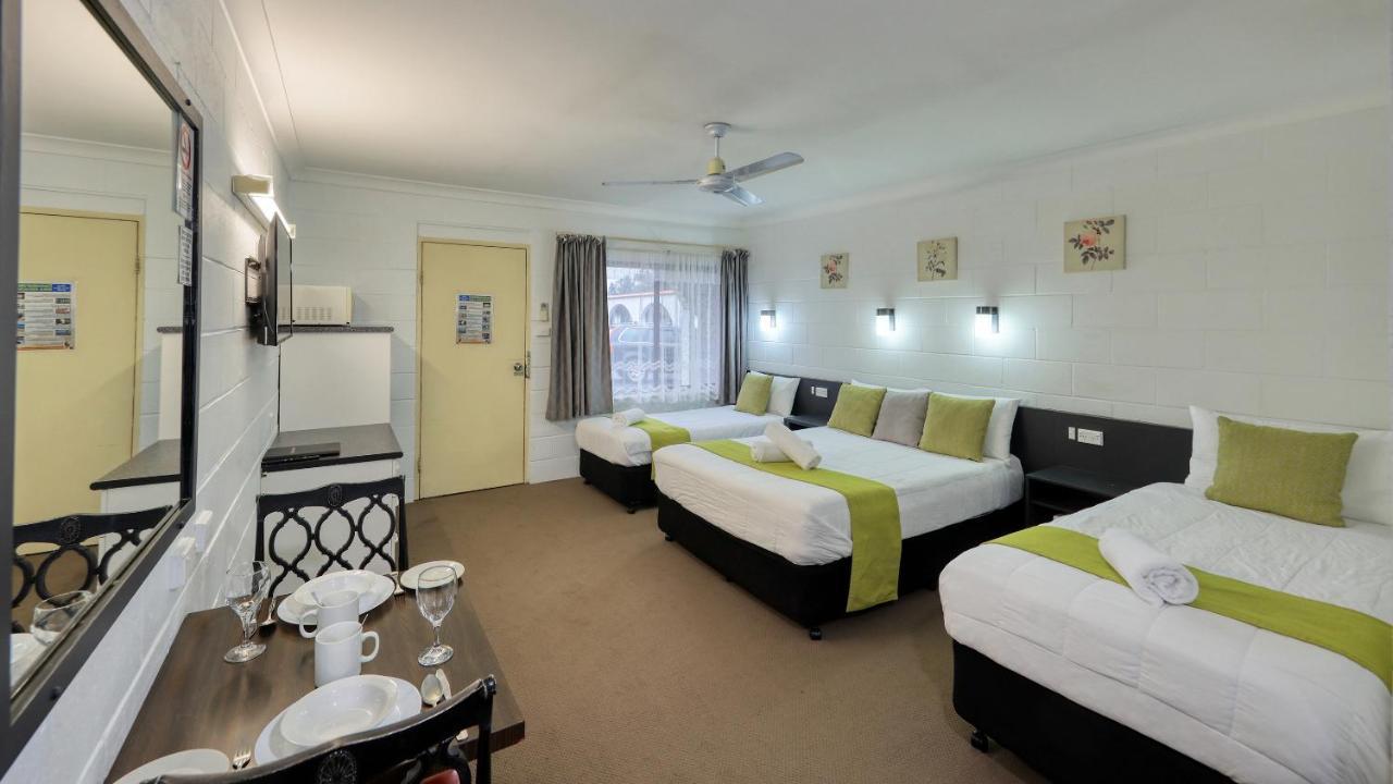 Azalea Motel Coonabarabran Exterior photo