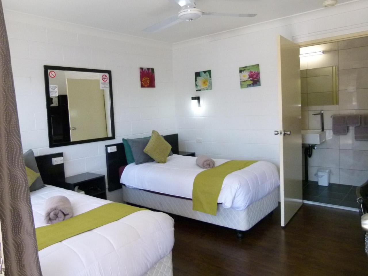 Azalea Motel Coonabarabran Exterior photo